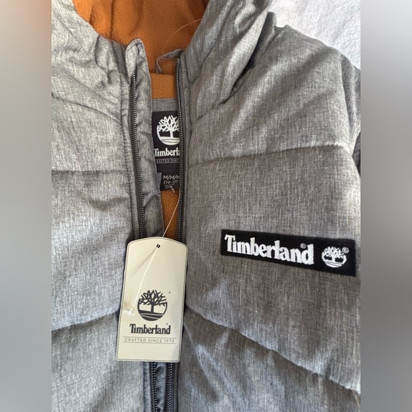 BRAND NEW! Grey Timberland Puffer coat size M - 10/12 in kids unisex Max comfort - Picture 3 of 5